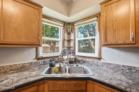 Tiny photo for 1934 Berdan Avenue, Toledo, OH 43613 (MLS # 10011655)