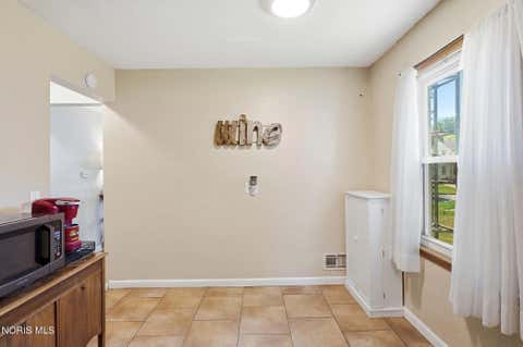 Tiny photo for 1934 Berdan Avenue, Toledo, OH 43613 (MLS # 10011655)