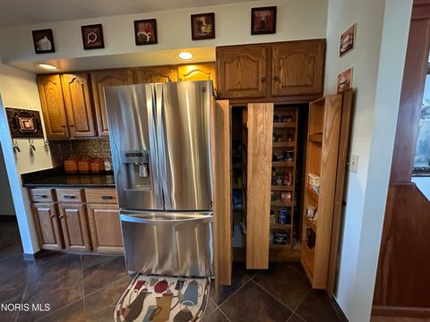 Tiny photo for 110 Shaffer Boulevard, Bryan, OH 43506 (MLS # 10005123)