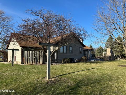 Tiny photo for 110 Shaffer Boulevard, Bryan, OH 43506 (MLS # 10005123)