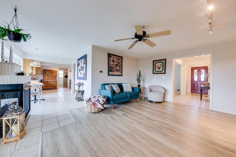 Tiny photo for 19982 County Road X, Archbold, OH 43502 (MLS # 10006511)