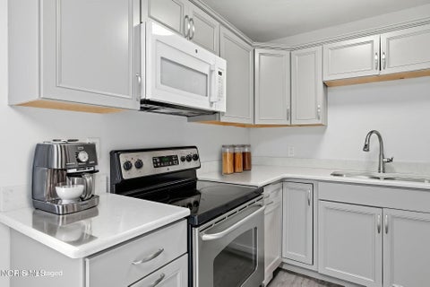 Tiny photo for 5154 Franciscan Boulevard, Sylvania, OH 43560 (MLS # 10013630)