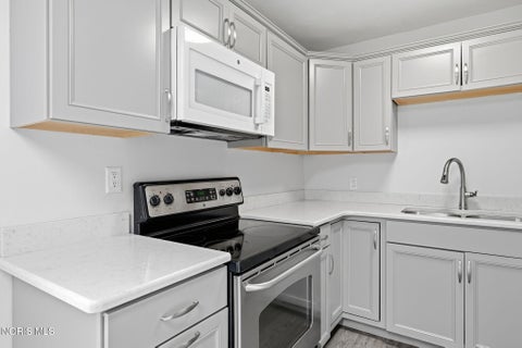 Tiny photo for 5154 Franciscan Boulevard, Sylvania, OH 43560 (MLS # 10013630)