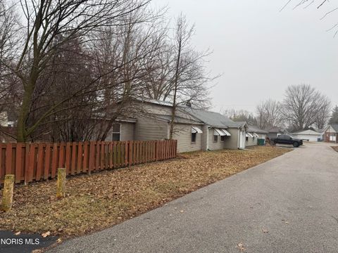 Tiny photo for 2046 Duchesse Drive, Oregon, OH 43616 (MLS # 10004700)