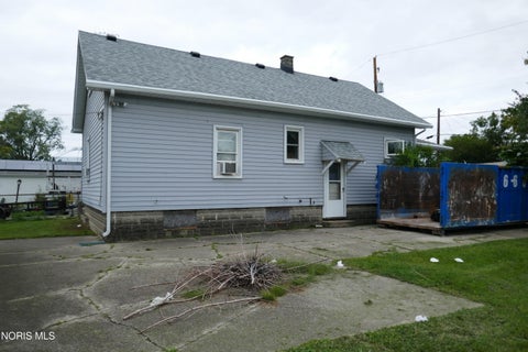 Tiny photo for 2108 Hoops Drive, Toledo, OH 43611 (MLS # 10013746)