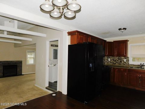 Tiny photo for 2906 Elmwood Drive, Sylvania, OH 43560 (MLS # 10000309)