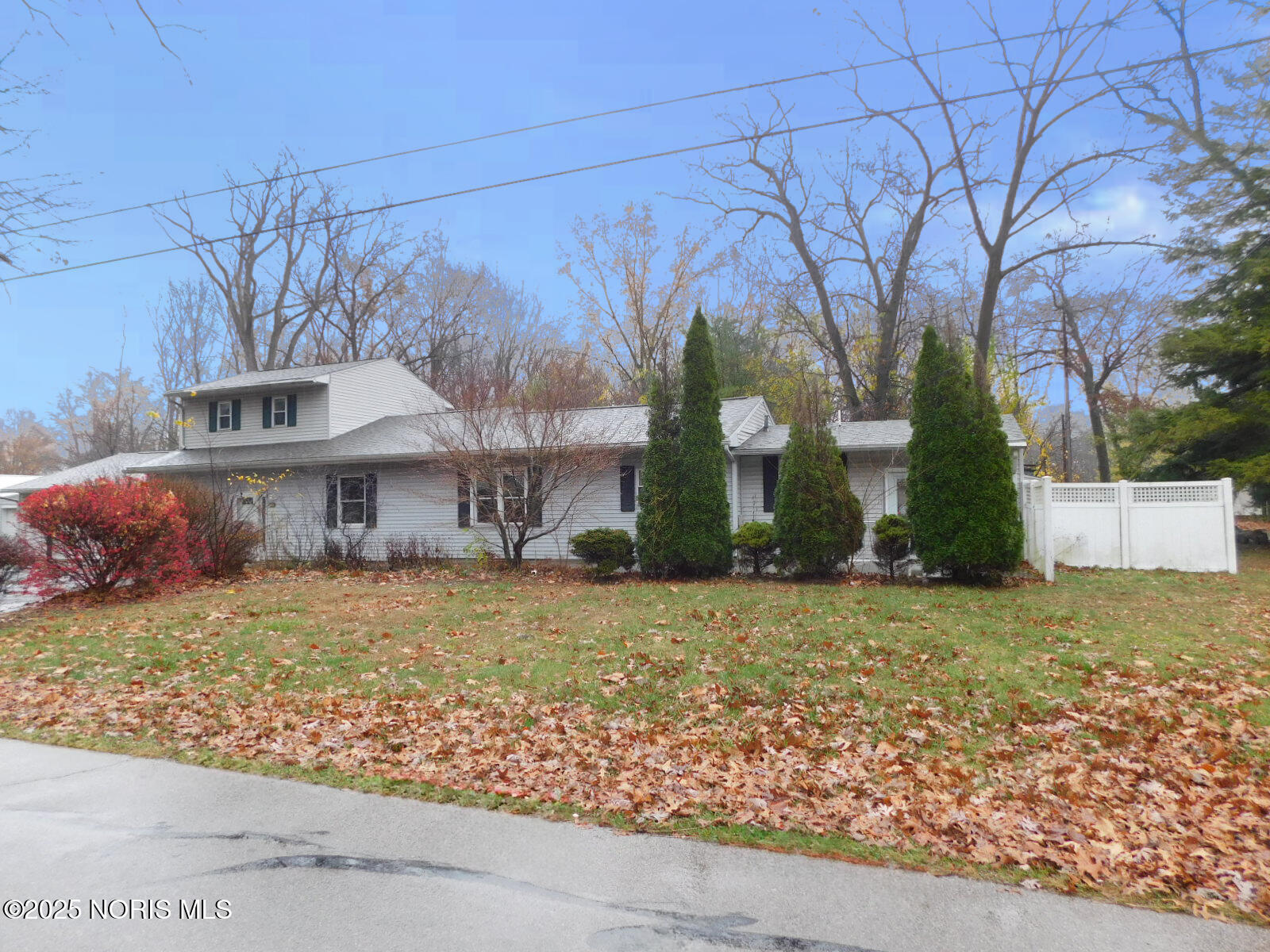 2906 Elmwood Drive