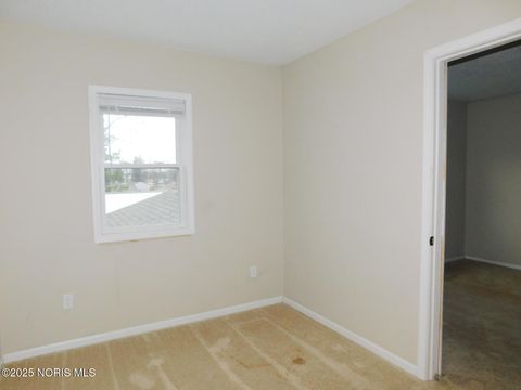 Tiny photo for 2906 Elmwood Drive, Sylvania, OH 43560 (MLS # 10000309)