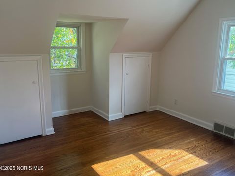 Tiny photo for 838 Wylie Avenue, Toledo, OH 43609 (MLS # 10000554)