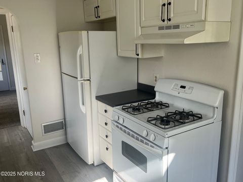 Tiny photo for 838 Wylie Avenue, Toledo, OH 43609 (MLS # 10000554)