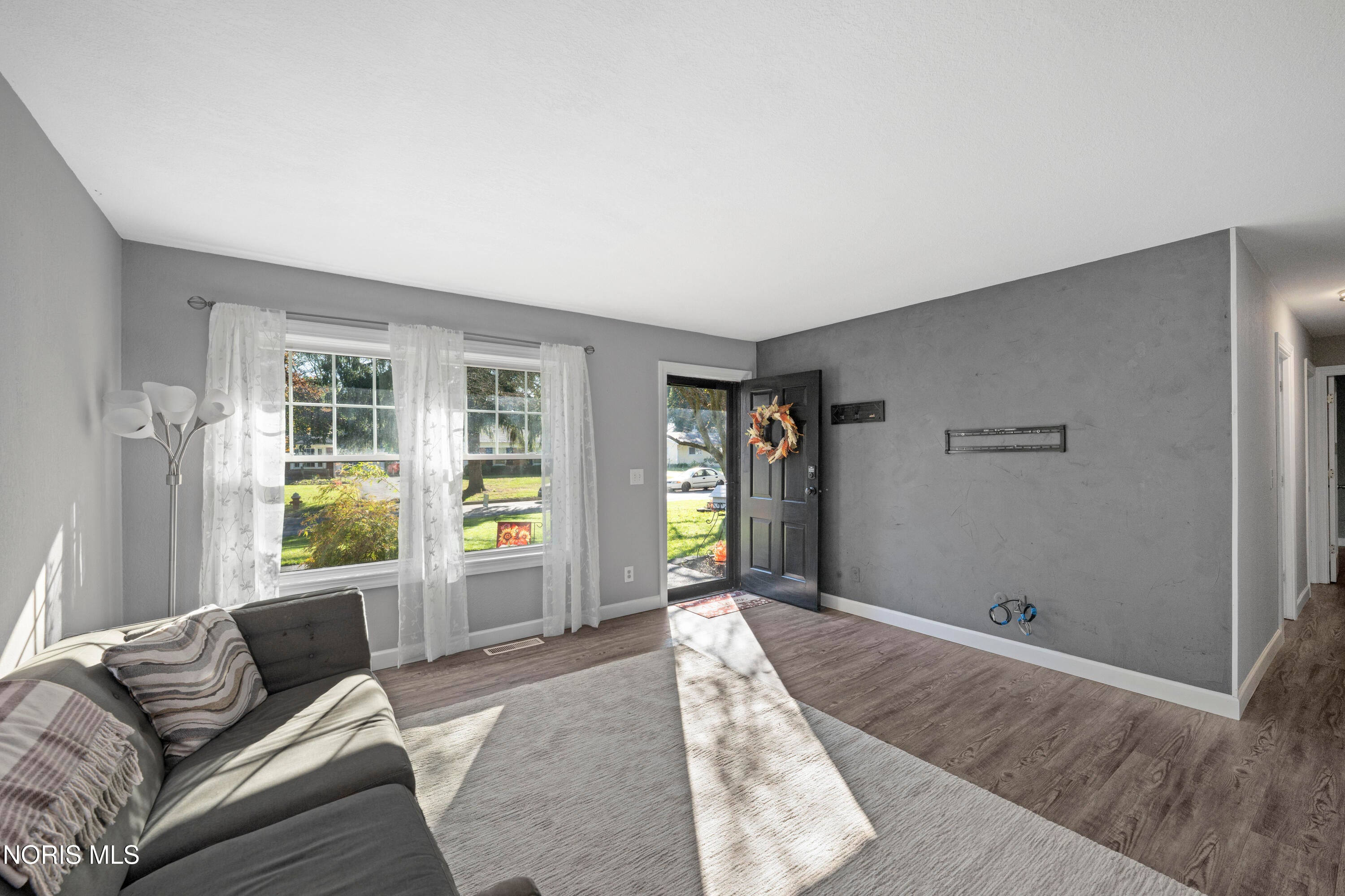 4907 Brinthaven Road