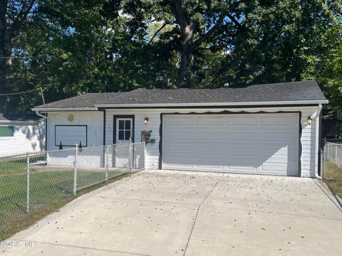 Tiny photo for 3206 Waldmar Road, Toledo, OH 43615 (MLS # 10014134)
