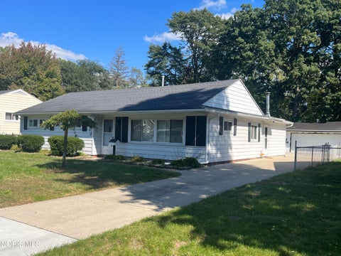 Tiny photo for 3206 Waldmar Road, Toledo, OH 43615 (MLS # 10014134)