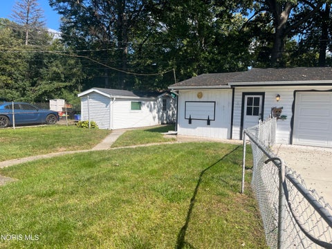 Tiny photo for 3206 Waldmar Road, Toledo, OH 43615 (MLS # 10014134)