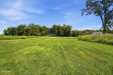 Tiny photo for 8772 Jeffers Road, Grand Rapids, OH 43522 (MLS # 10012290)
