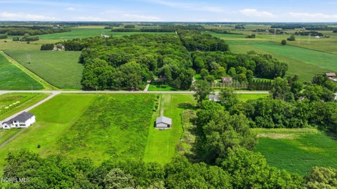 Tiny photo for 8772 Jeffers Road, Grand Rapids, OH 43522 (MLS # 10012290)