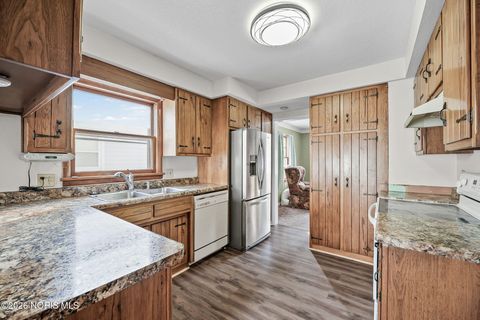 Tiny photo for 528 Rector Avenue, Findlay, OH 45840 (MLS # 10002790)