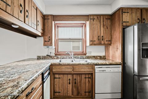 Tiny photo for 528 Rector Avenue, Findlay, OH 45840 (MLS # 10002790)