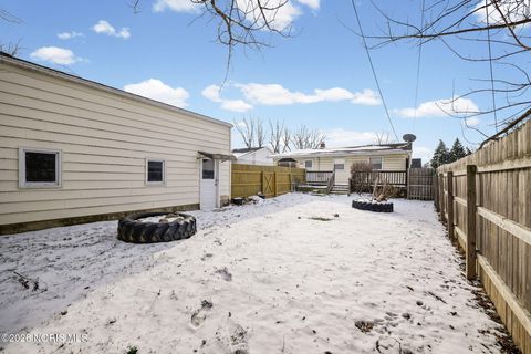 Tiny photo for 528 Rector Avenue, Findlay, OH 45840 (MLS # 10002790)