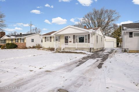 Photo of 528 Rector Avenue, Findlay, OH 45840 (MLS # 10002790)