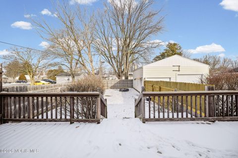 Tiny photo for 528 Rector Avenue, Findlay, OH 45840 (MLS # 10002790)