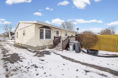 Tiny photo for 528 Rector Avenue, Findlay, OH 45840 (MLS # 10002790)