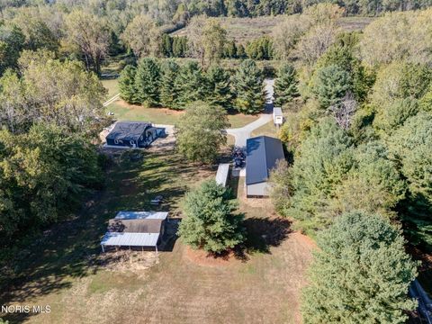 Tiny photo for 330 County Road 2, Liberty Center, OH 43532 (MLS # 10005424)