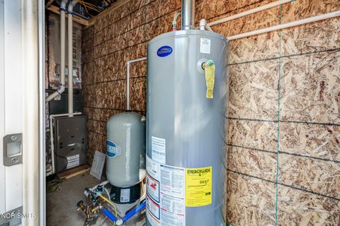 Tiny photo for 330 County Road 2, Liberty Center, OH 43532 (MLS # 10005424)