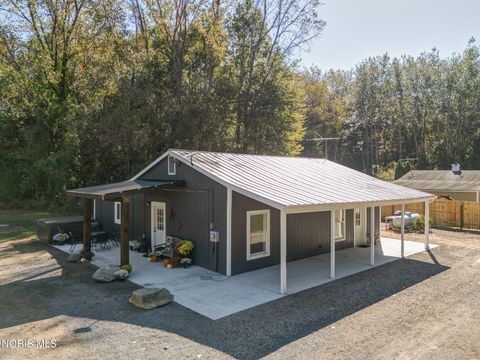 Photo of 330 County Road 2, Liberty Center, OH 43532 (MLS # 10005424)