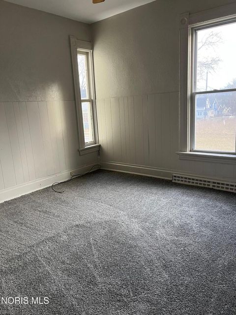 Tiny photo for 148 Gibbons Street, Toledo, OH 43609 (MLS # 10005564)