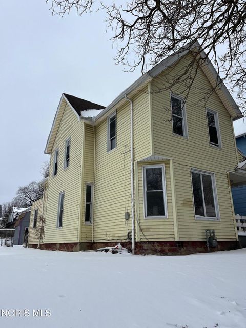 Tiny photo for 148 Gibbons Street, Toledo, OH 43609 (MLS # 10005564)