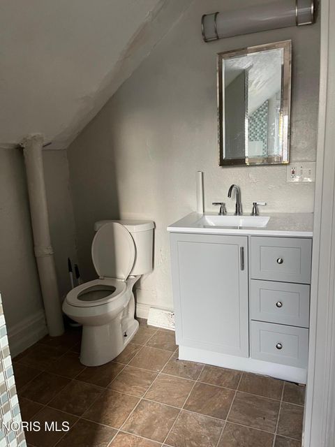 Tiny photo for 148 Gibbons Street, Toledo, OH 43609 (MLS # 10005564)