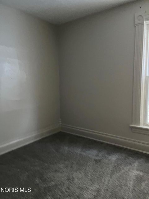 Tiny photo for 148 Gibbons Street, Toledo, OH 43609 (MLS # 10005564)