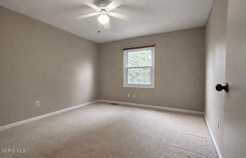 Tiny photo for 2630 7th Street #Apt B, Maumee, OH 43537 (MLS # 10006568)