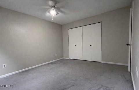 Tiny photo for 2630 7th Street #Apt B, Maumee, OH 43537 (MLS # 10006568)