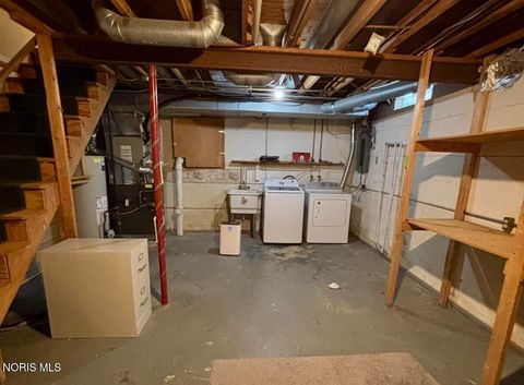 Tiny photo for 2630 7th Street #Apt B, Maumee, OH 43537 (MLS # 10006568)