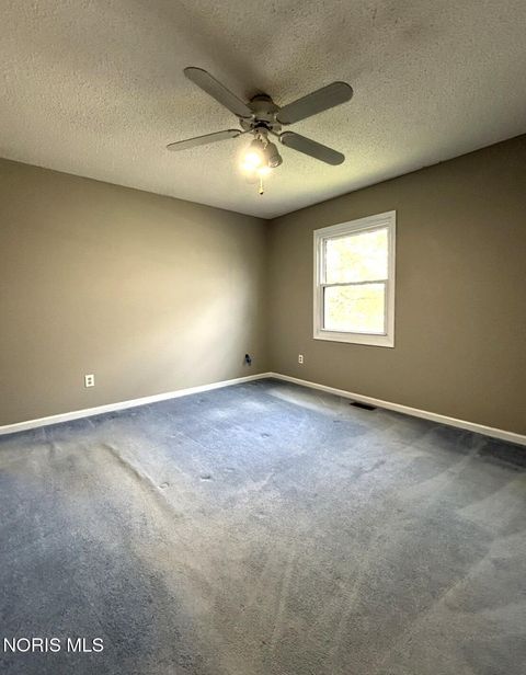 Tiny photo for 2630 7th Street #Apt B, Maumee, OH 43537 (MLS # 10006568)