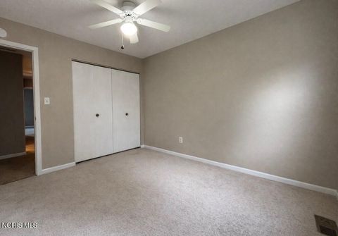 Tiny photo for 2630 7th Street #Apt B, Maumee, OH 43537 (MLS # 10006568)