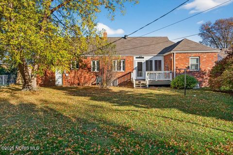 Tiny photo for 2855 Castleton Avenue, Toledo, OH 43613 (MLS # 10000848)