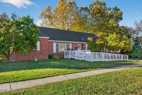 Tiny photo for 2855 Castleton Avenue, Toledo, OH 43613 (MLS # 10000848)