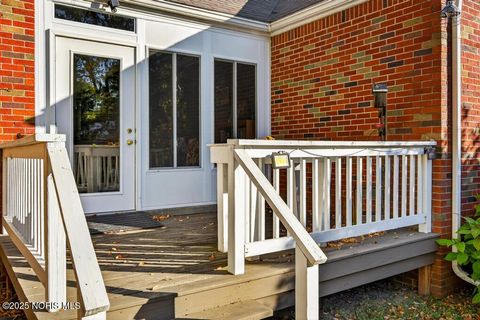 Tiny photo for 2855 Castleton Avenue, Toledo, OH 43613 (MLS # 10000848)