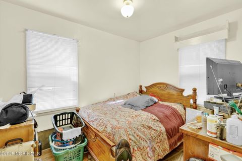 Tiny photo for 1804 Milburn Avenue, Toledo, OH 43606 (MLS # 10000181)
