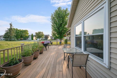 Tiny photo for 4413 E Crystal Ridge Drive, Maumee, OH 43537 (MLS # 10011014)