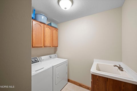 Tiny photo for 4413 E Crystal Ridge Drive, Maumee, OH 43537 (MLS # 10011014)