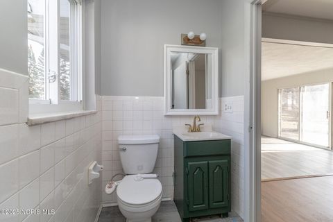 Tiny photo for 4744 Kathy Lane, Toledo, OH 43623 (MLS # 10002514)