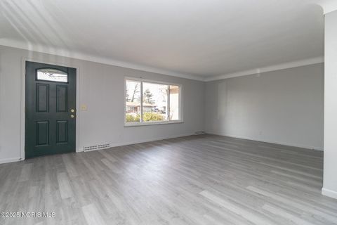 Tiny photo for 4744 Kathy Lane, Toledo, OH 43623 (MLS # 10002514)