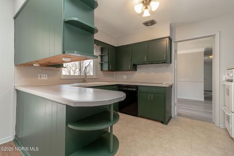 Tiny photo for 4744 Kathy Lane, Toledo, OH 43623 (MLS # 10002514)