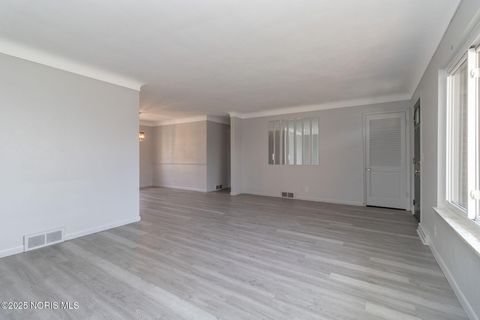 Tiny photo for 4744 Kathy Lane, Toledo, OH 43623 (MLS # 10002514)