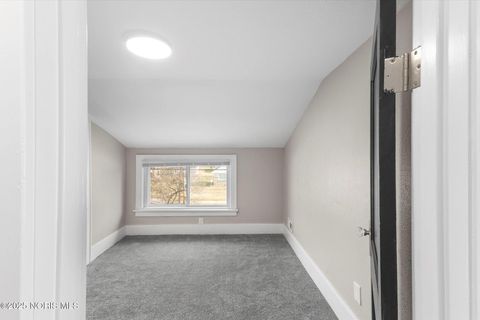 Tiny photo for 6139 Secor Road, Toledo, OH 43613 (MLS # 10002480)