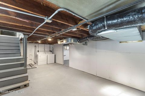 Tiny photo for 6139 Secor Road, Toledo, OH 43613 (MLS # 10002480)